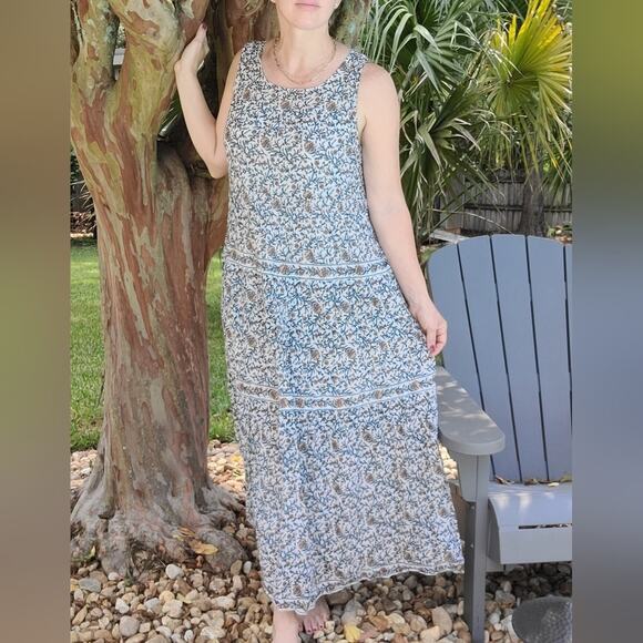 Mediterranean style lightweight cotton midi dress - Picture 1 of 9